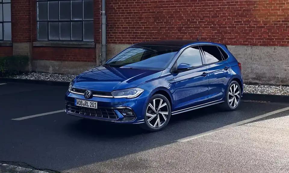 <p><strong>Polo R-Line Plus z korzyscią do 18 610 zł* i ratą już od 868 zł netto/m-c**</strong></p>